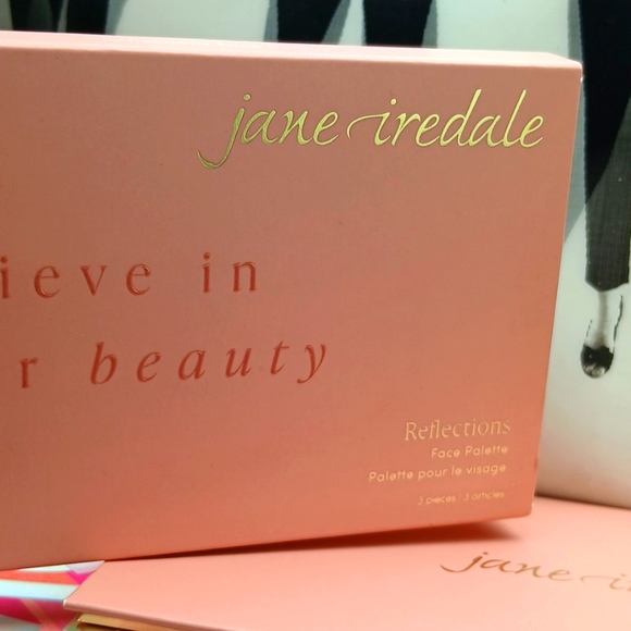 NIB Jane Iredale Reflections Face Palette Limited Release - Picture 7 of 7